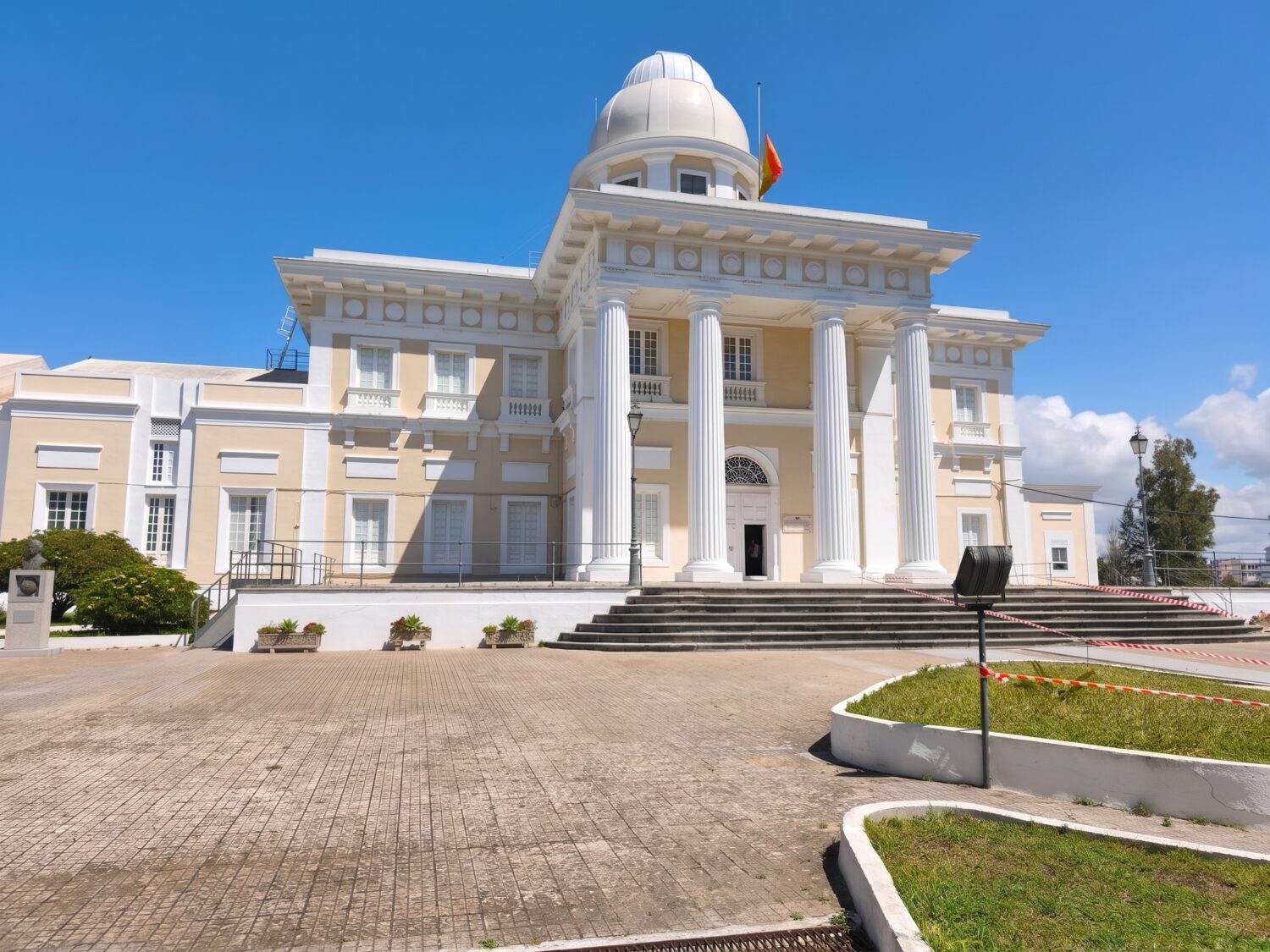 REAL INSTITUTO Y OBSERVATORIO DE LA ARMADA – SAN FERNANDO, CÁDIZ